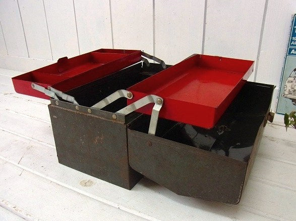 3段式のメタル製・ヴィンテージ・ツールボックス/ツールケース/工具箱 USA