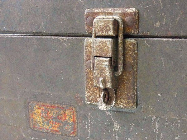 3段式のメタル製・ヴィンテージ・ツールボックス/ツールケース/工具箱 USA