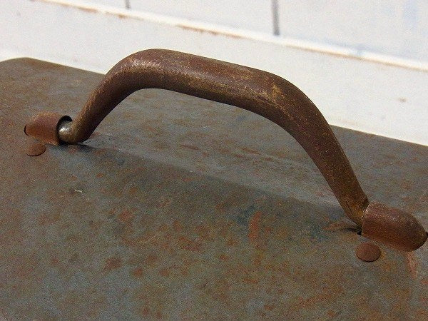 3段式のメタル製・ヴィンテージ・ツールボックス/ツールケース/工具箱 USA