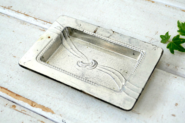 1947-1952 アールデコ メタル ビンテージ 灰皿 アシュトレイ 小物 里帰り品 JAPAN