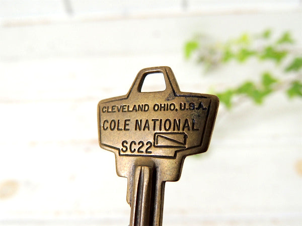 【COLE NATIONAL・真鍮製・Key】オハイオ州・古鍵・USA・アンティーク・キー・英数字