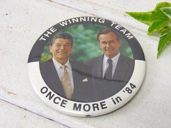 1984's レーガン大統領 写真 ピクチャー柄 ヴィンテージ 缶バッジ　アクセサリー　USA