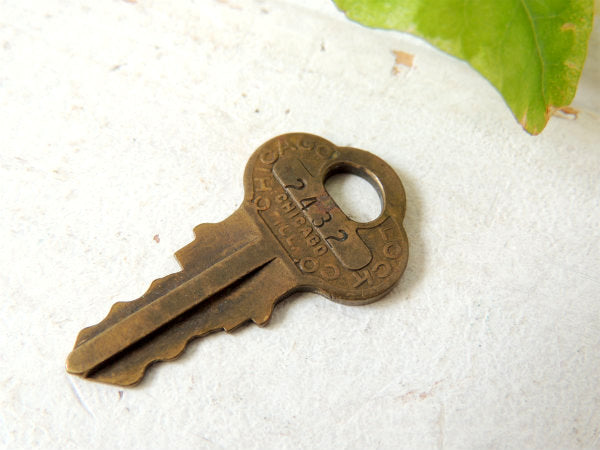 【CHICAGO LOCK】真鍮製・ヴィンテージ・鍵・キー・USA・アクセサリー・ナンバー2432