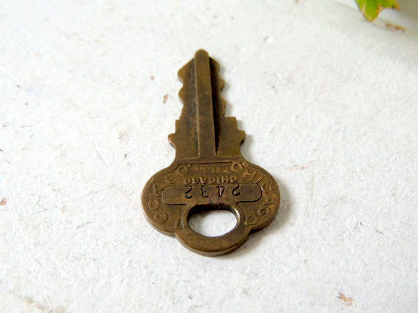 【CHICAGO LOCK】真鍮製・ヴィンテージ・鍵・キー・USA・アクセサリー・ナンバー2432