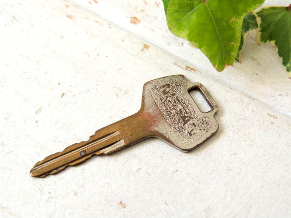 US・NISSAN・X5148 旧車・ヴィンテージ・車鍵・自動車 キー・ニッサン・KEY モーター系