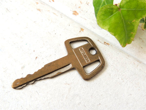 US・MITUBISHI ヴィンテージ・車鍵・自動車キー・三菱・モーター系 キーホルダー