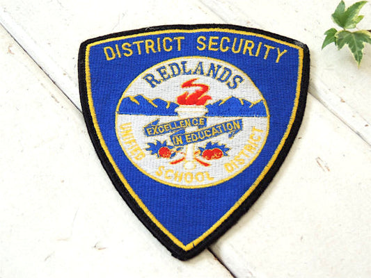 カリフォルニア レッドランズ UNIFIED SCHOOL 警備員 ヴィンテージ・刺繍 ワッペン