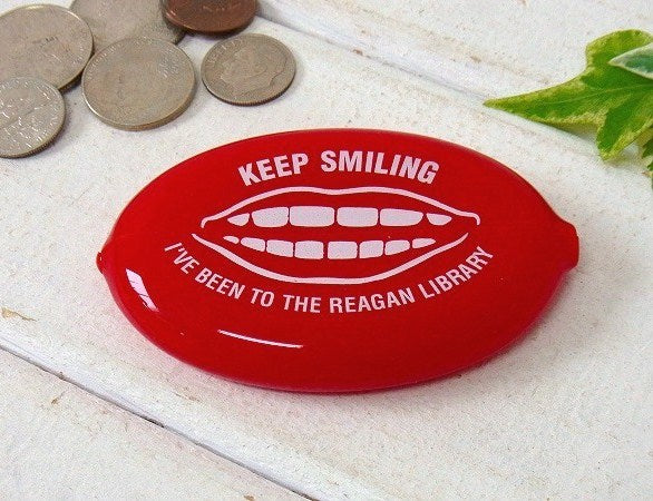 【QUIKOIN】歯モチーフ・ラバーコインケース・コインポーチ・小銭入れ USA