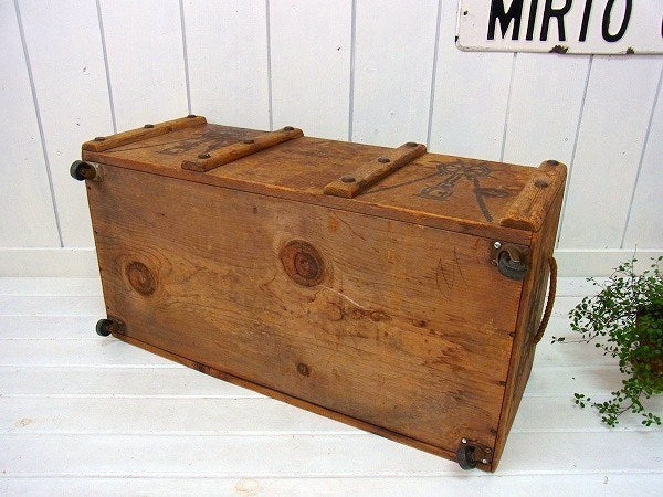 海賊の宝箱・木製アンティーク・ウッドボックス/木箱/おもちゃ箱　USA