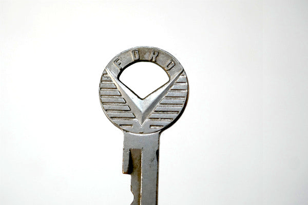 FORD フォード 1950's アメ車・ビンテージ・自動車 キー・US キーホルダー KEY
