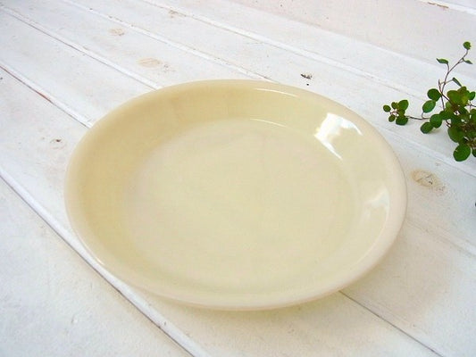 【Fire King】ファイヤーキング・アイボリー・パイプレート/パイ皿　USA