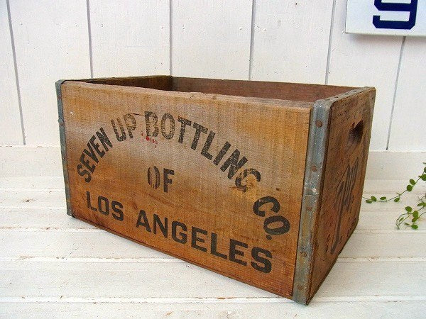【7UP】セブンアップ・ドリンクのヴィンテージ・ウッドボックス/木箱 USA