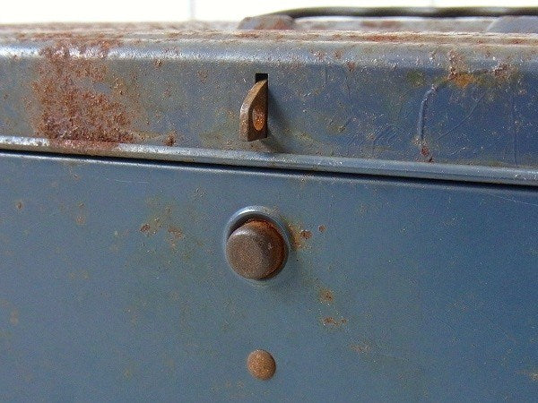 ダークグレー色・ブリキ製・ヴィンテージ・ツールボックス/工具箱/インダストリアル USA