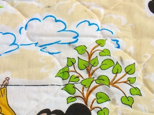 【ミッキー&フレンズ】レトロなミッキーのヴィンテージ・ベッドスプレッド/ベッドカバー　USA