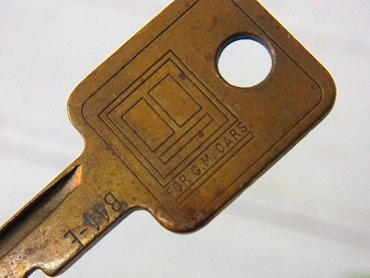 FOR GM ゼネラルモーターズ CARS アメ車 B-44E アメリカ・ビンテージ・自動車キー・USA