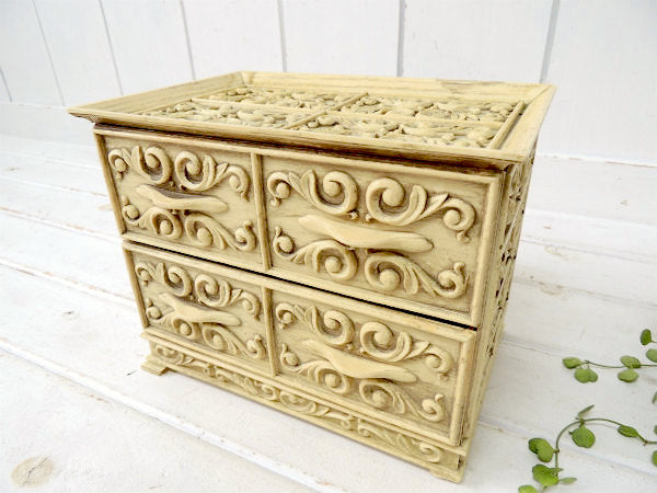 Lerner 素敵なエンボス模様・2段式・ヴィンテージ・ジュエリーケース/宝石箱/卓上チェスト