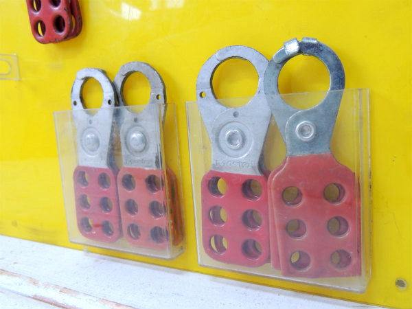 US 工業系・LOCKOUT STATION マスターロック・壁掛け式・ヴィンテージ・工具 ケース 看板 ガレージ雑貨