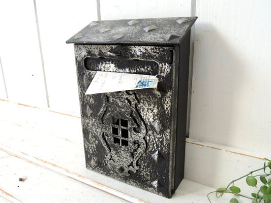 インダストリアル ブラック×シルバートーン 無骨なデザイン USA アイアン ヴィンテージ メールボックス 壁掛け 郵便受け ポスト