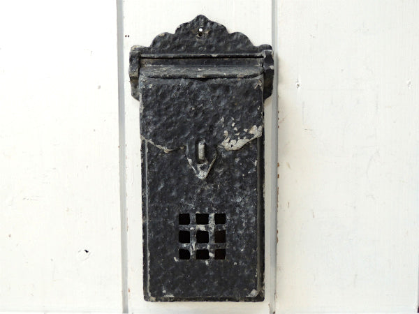 ノスタルジック・黒色・メタル製・小窓付き・アンティーク・メールボックス・郵便受け・ポスト US