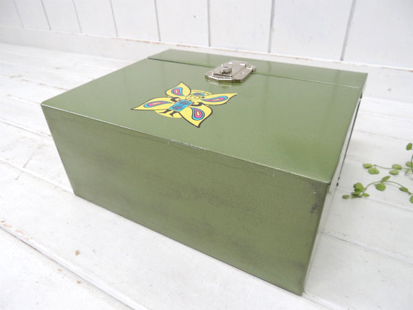 【PORTA-FILE】蝶々柄・鍵付き・オリーブグリーン色・ヴィンテージ・メタルケース/書類ケース