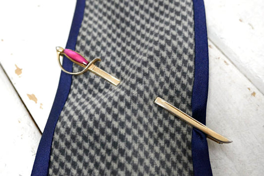 SWANK スワンク 剣 ヴィンテージ タイピン ゴールド×ワインレッド USA ミッドセンチュリー