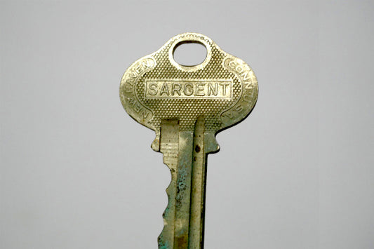 SARGENT NEW HAVEN CONN USA 鍵 R オールド・ヴィンテージ・キー KEY