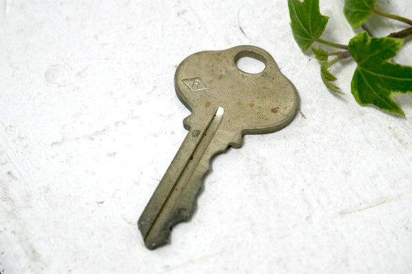 SARGENT NEW HAVEN CONN USA 鍵 R オールド・ヴィンテージ・キー KEY