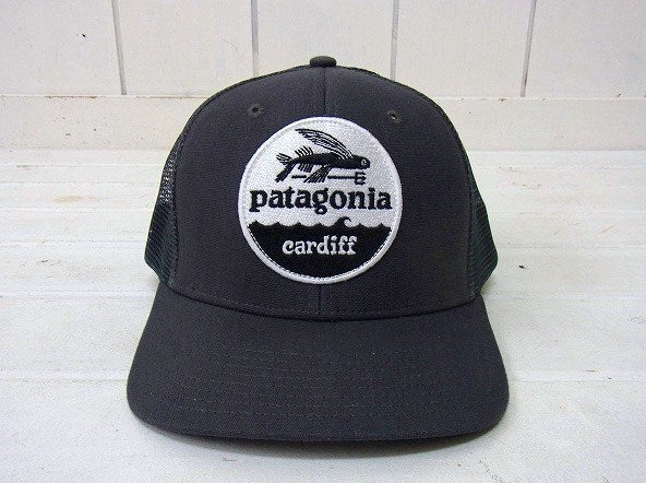 【Patagonia】パタゴニア・カーディフ限定・メッシュキャップ&ステッカーetc1枚付き