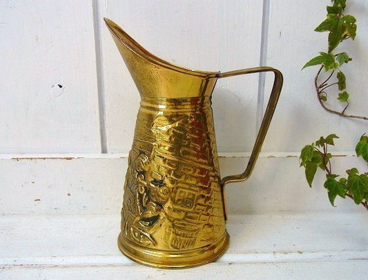 イギリス製・ゴールド色の小さなアンティーク・ピッチャー/水差し/ジャグ/ガーデニング