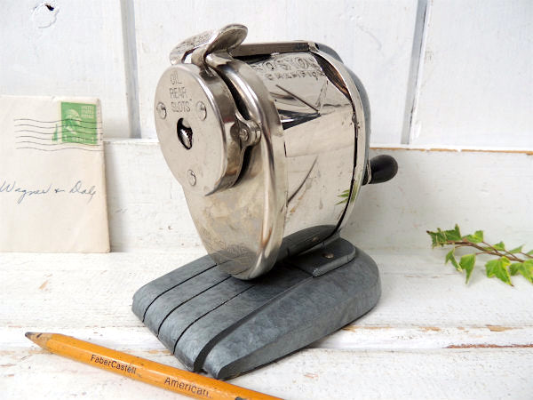 【BOSTON/チャンピオン】ボストン・1つ穴タイプ・ペンシルシャープナー/鉛筆削り/木製ハンドル