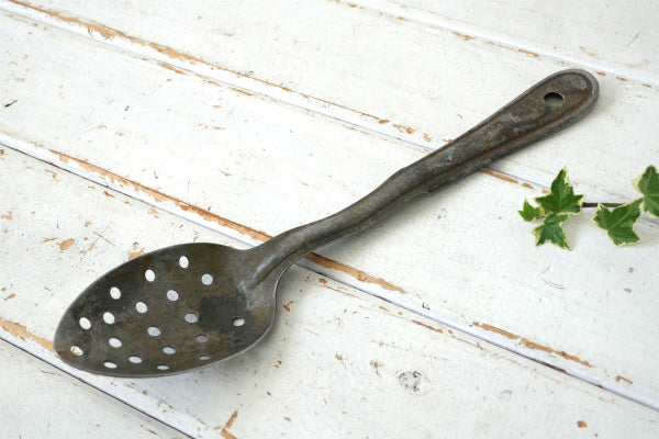 Medco スチール製 シャビー ヴィンテージ 穴あき スプーン アウトドア キャンプ アメリカ