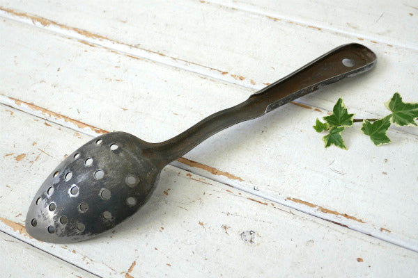 Medco スチール製 シャビー ヴィンテージ 穴あき スプーン アウトドア キャンプ アメリカ