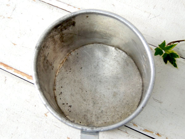 【ONE PINT】アルミ製 ヴィンテージ メジャーリングカップ　計量カップ キッチン雑貨