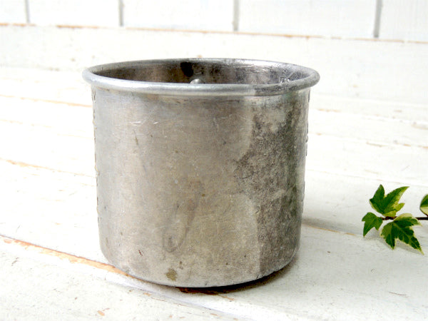 【ONE PINT】アルミ製 ヴィンテージ メジャーリングカップ　計量カップ キッチン雑貨