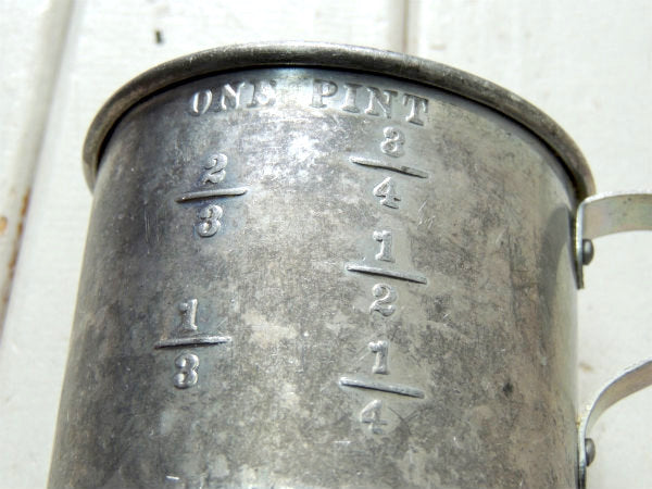 【ONE PINT】アルミ製 ヴィンテージ メジャーリングカップ　計量カップ キッチン雑貨