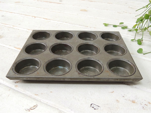 KREAMER ティン製・アンティーク・カップケーキ&マフィンモールド・菓子型・12穴 USA