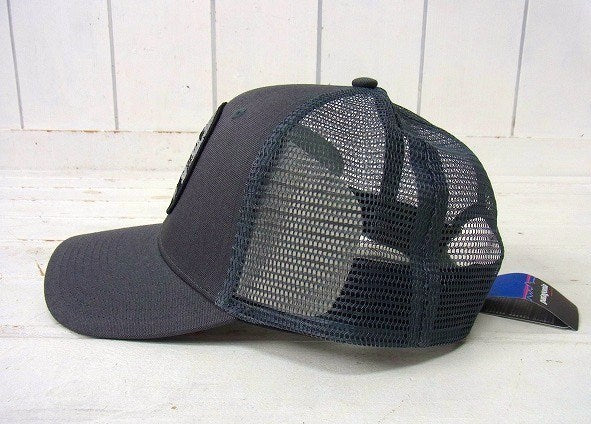 【Patagonia】パタゴニア・ハレイワ限定・キャップ&ステッカーetc1枚/ダークグレー