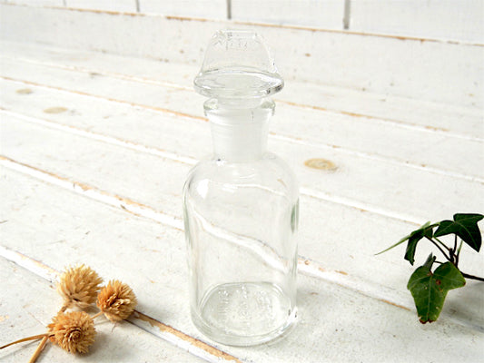 PYREX パイレックス ② アンティーク ガラス瓶 ガラスボトル USA 透明 硝子 エンボス