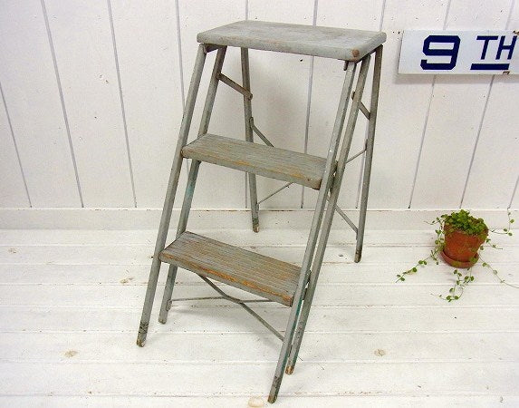 グレートーン ペンキの剥げた 木製×スチール製・アンティーク・ステップラダー/脚立