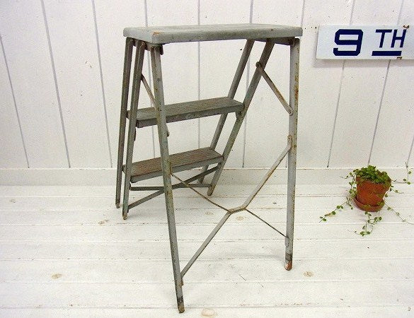 グレートーン ペンキの剥げた 木製×スチール製・アンティーク・ステップラダー/脚立