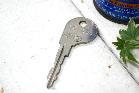 VW フォルクスワーゲン Bus Van 1966-70s ビンテージ・自動車 キー・US KEY