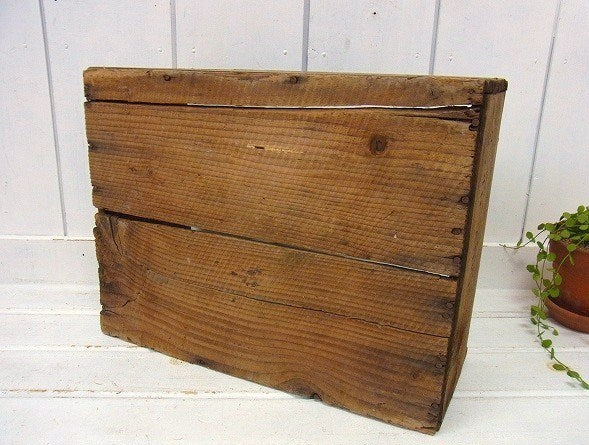 スコッチウィスキーのジャンクなアンティーク・ウッドボックス/木箱 USA