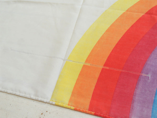 レインボーカラー・虹柄・ヴィンテージ・USEDピロケース/枕カバー USA
