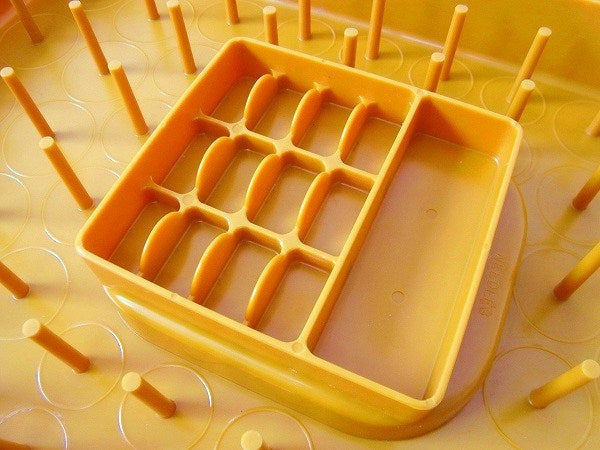 【WILSON】山吹色・ヴィンテージ・糸巻き収納ケース/スプールホルダー USA