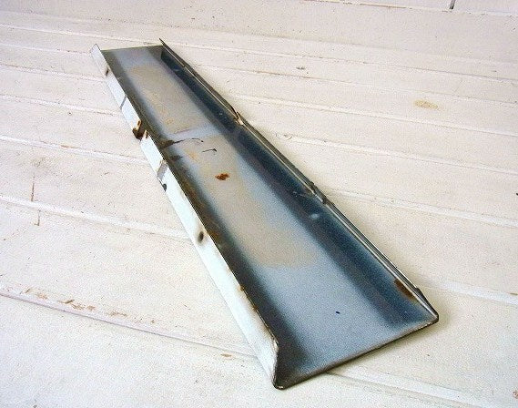 【E.18TH ST.】ホーロー製・ヴィンテージ・ストリートサイン/街路サイン/看板 USA