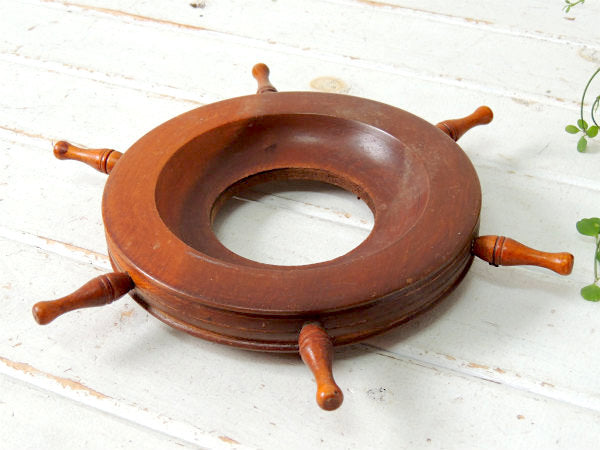 マリン・船・舵輪型・木製・アンティーク・ウォールデコ・壁飾り・インテリア・店舗ディスプレイ USA