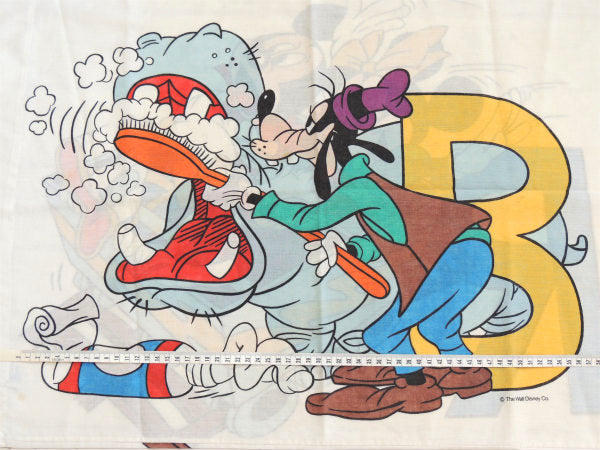 【ミッキー&フレンズ】アルファベット柄・ビンテージ・ピロケース/枕カバー USA