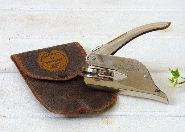 ハンディタイプ・ヴィンテージ・カンパニーシール/エンボッサー/ケース付き　USA