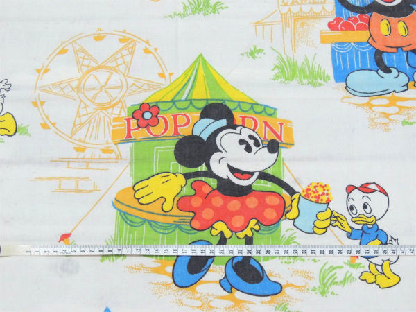 【ミッキー&フレンズ】OLDミッキー・カーニバル柄・70'sヴィンテージ・ユーズドシーツ(1/2)