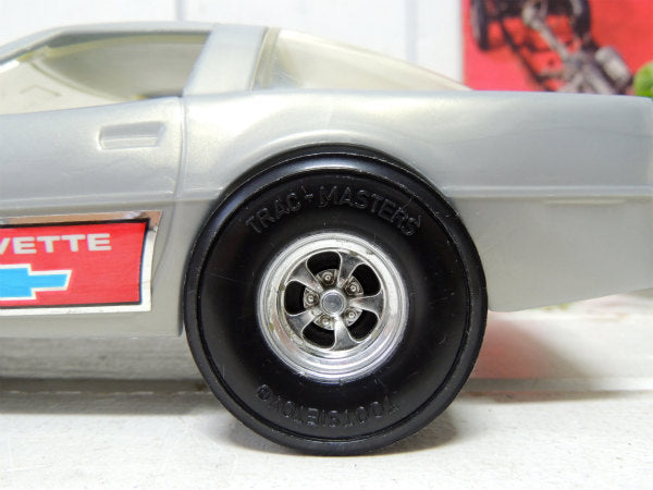 【V8・シボレー・コルベット】USA・アメ車・ビンテージ・ミニカー・チェッカーフラッグ